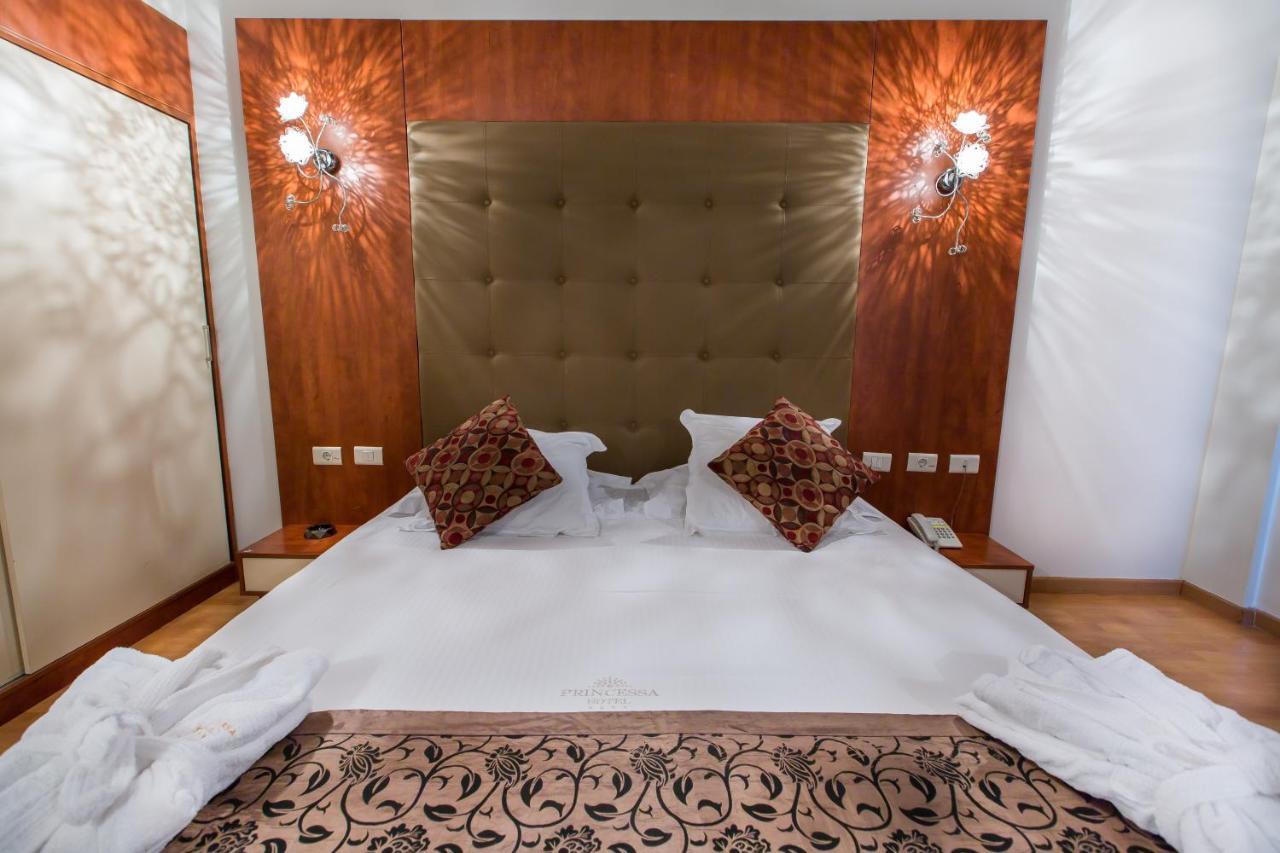 Princessa Hotel จูนิเย ภายนอก รูปภาพ